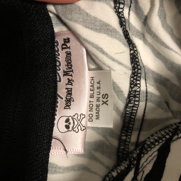 SOLD Deadly dames zebra top - Picture 3 of 3